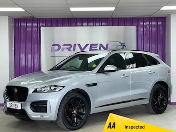 Used Jaguar F-Pace 2017 for sale - 75753105: Photo