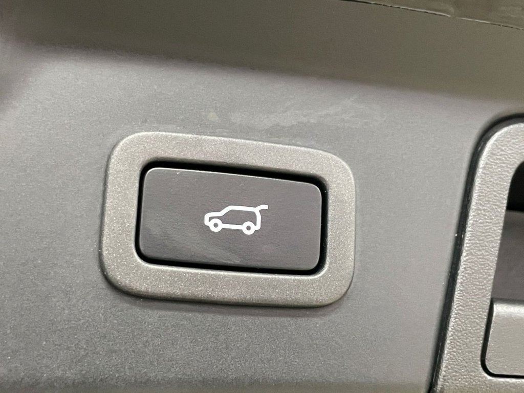 Used Land Rover Range Rover Velar 2019 for sale - 76147292: Photo 15