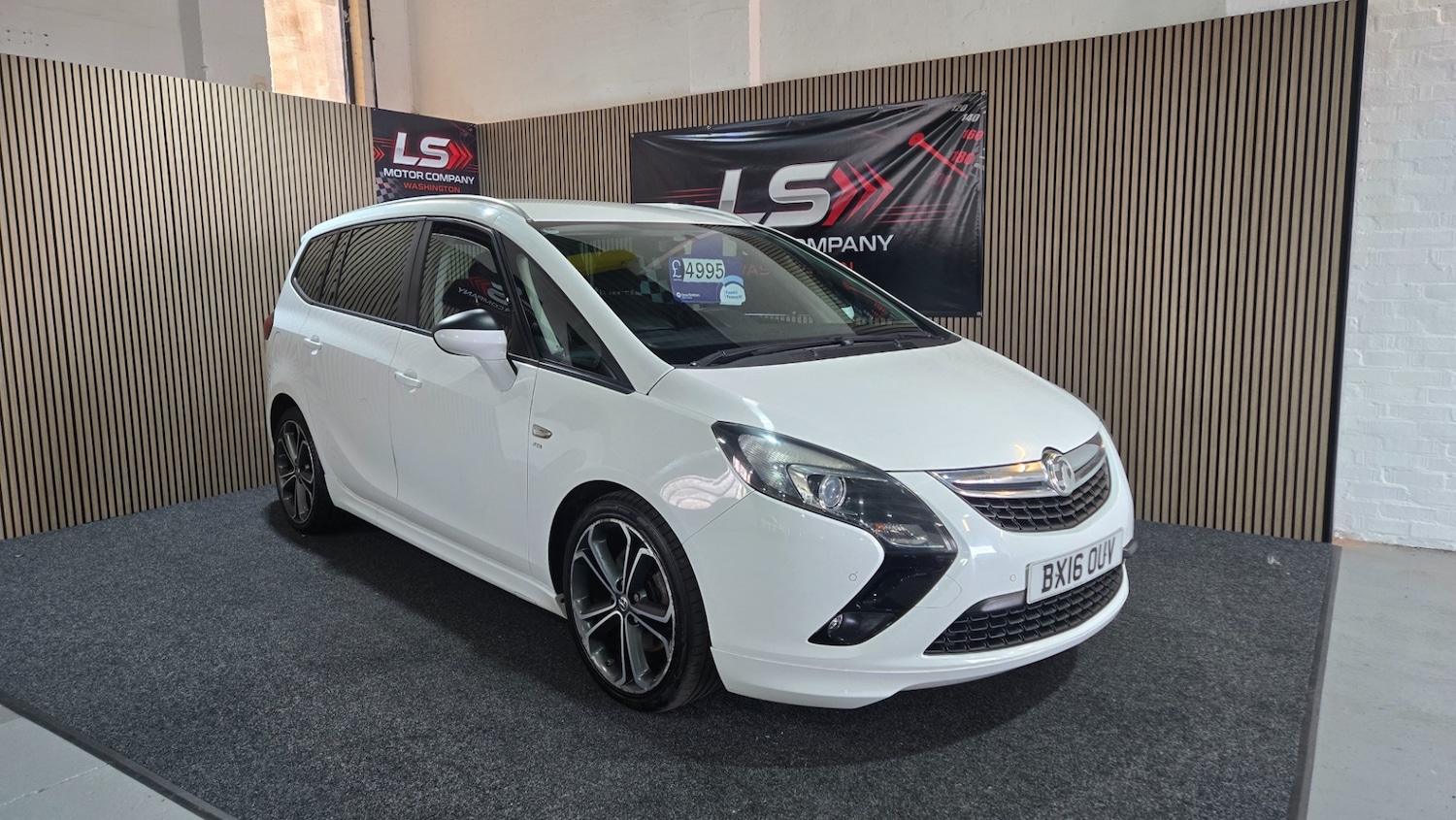 Used Vauxhall Zafira 2016 for sale - 77973113: Photo 1