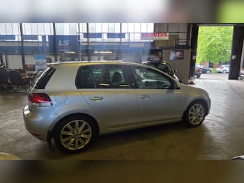 Used Volkswagen Golf 2011 for sale - 79782770: Photo