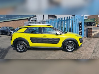Used Citroen C4 Cactus 2015 for sale - 75767425: Photo