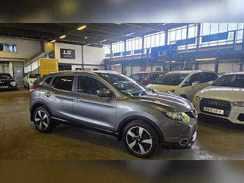 Used Nissan Qashqai 2015 for sale - 78856812: Photo