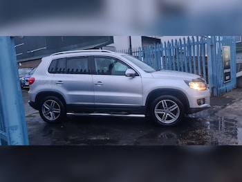 Used Volkswagen Tiguan 2012 for sale - 77289476: Photo