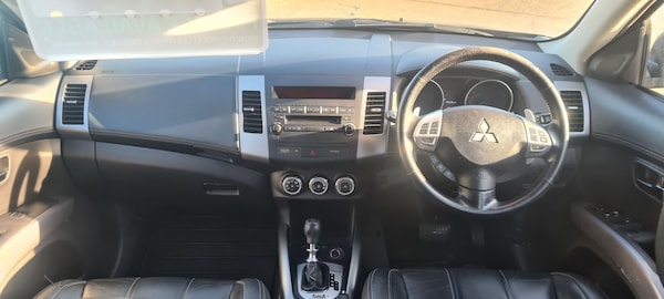 Used Mitsubishi Outlander 2010 for sale - 76263102: Photo 12
