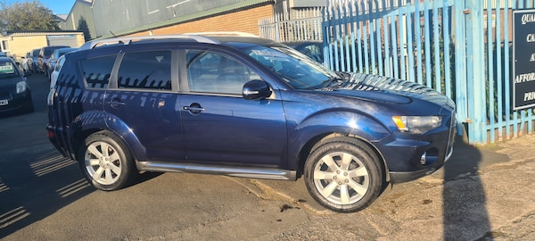 Used Mitsubishi Outlander 2010 for sale - 76263102: Photo 2