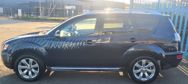 Used Mitsubishi Outlander 2010 for sale - 76263102: Photo 4