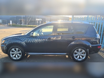 Used Mitsubishi Outlander 2010 for sale - 76263102: Photo