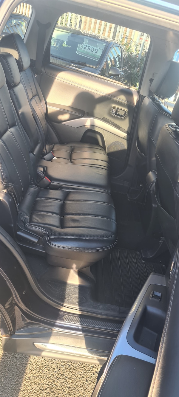 Used Mitsubishi Outlander 2010 for sale - 76263102: Photo 9