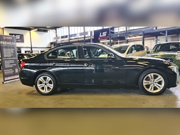 Used BMW 3 Series 2013 for sale - 79326347: Photo