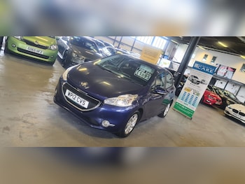 Used Peugeot 208 2012 for sale - 78424050: Photo