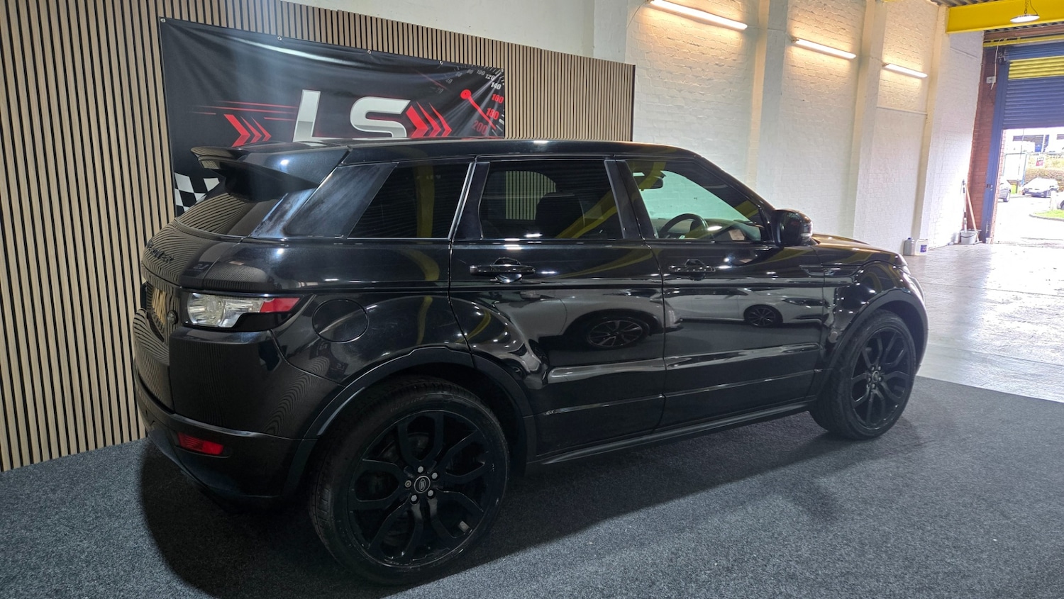 Used Land Rover Range Rover Evoque 2013 for sale - 78025134: Photo 5