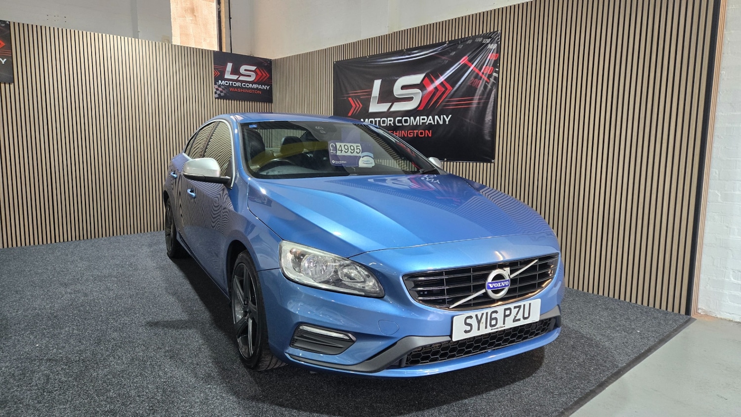 Used Volvo S60 2016 for sale - 78025143: Photo 2