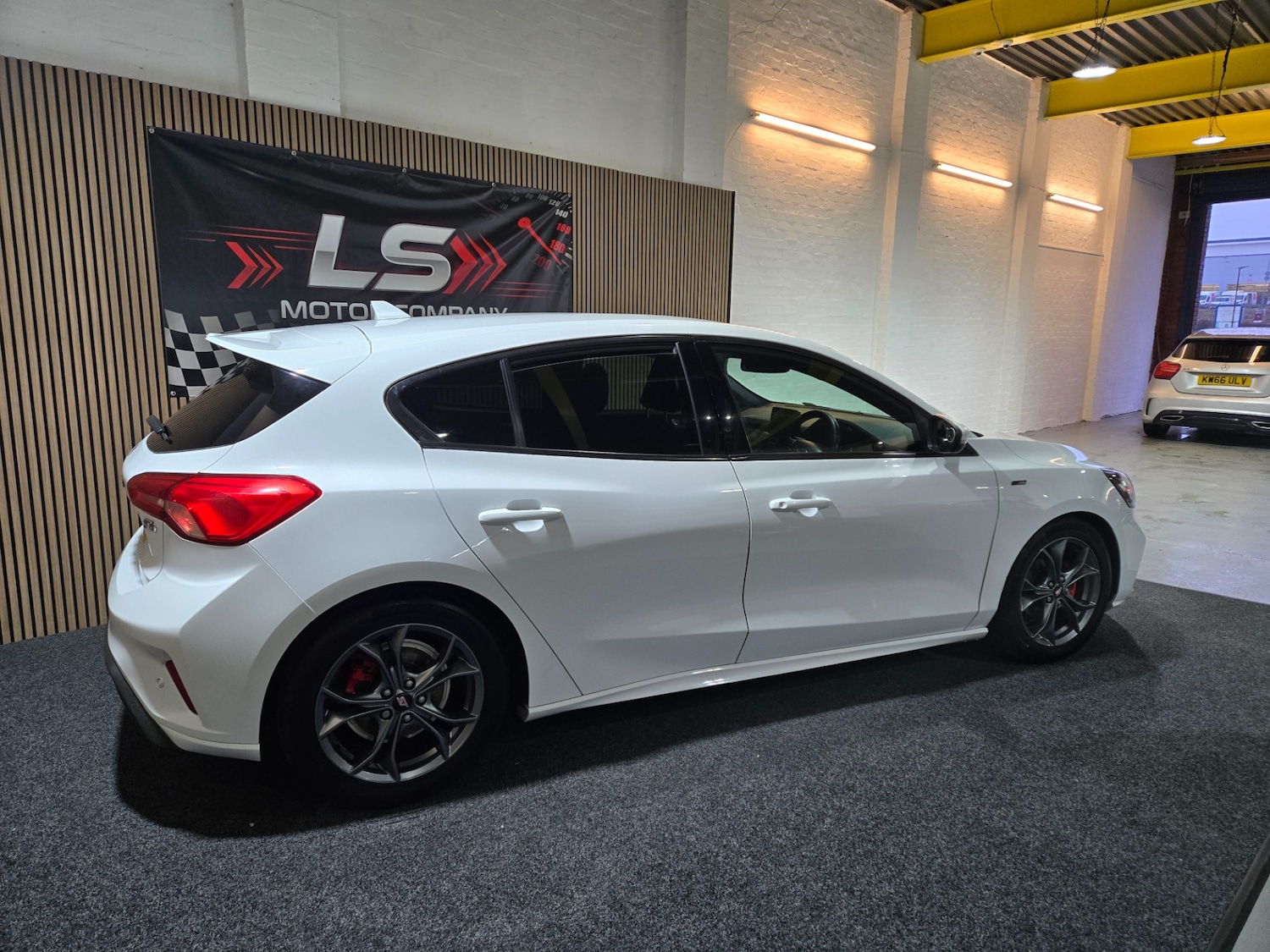 Used Ford Focus 2018 for sale - 77621741: Photo 7