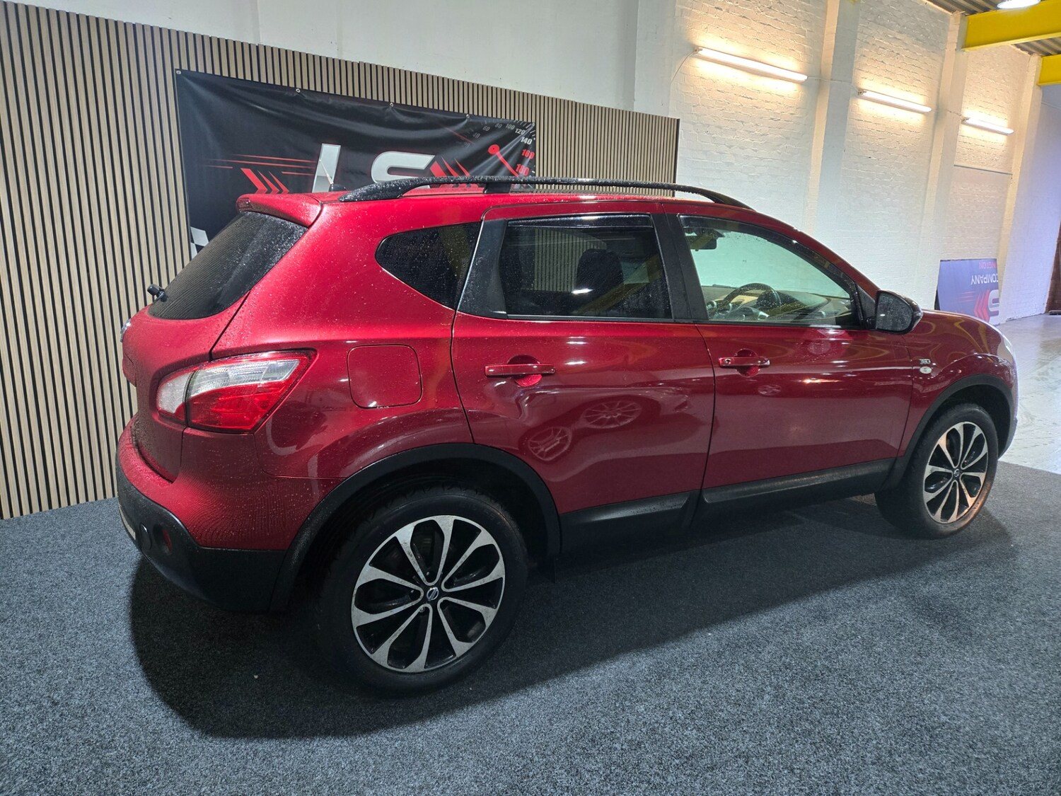 Used Nissan Qashqai 2013 for sale - 77619580: Photo 6