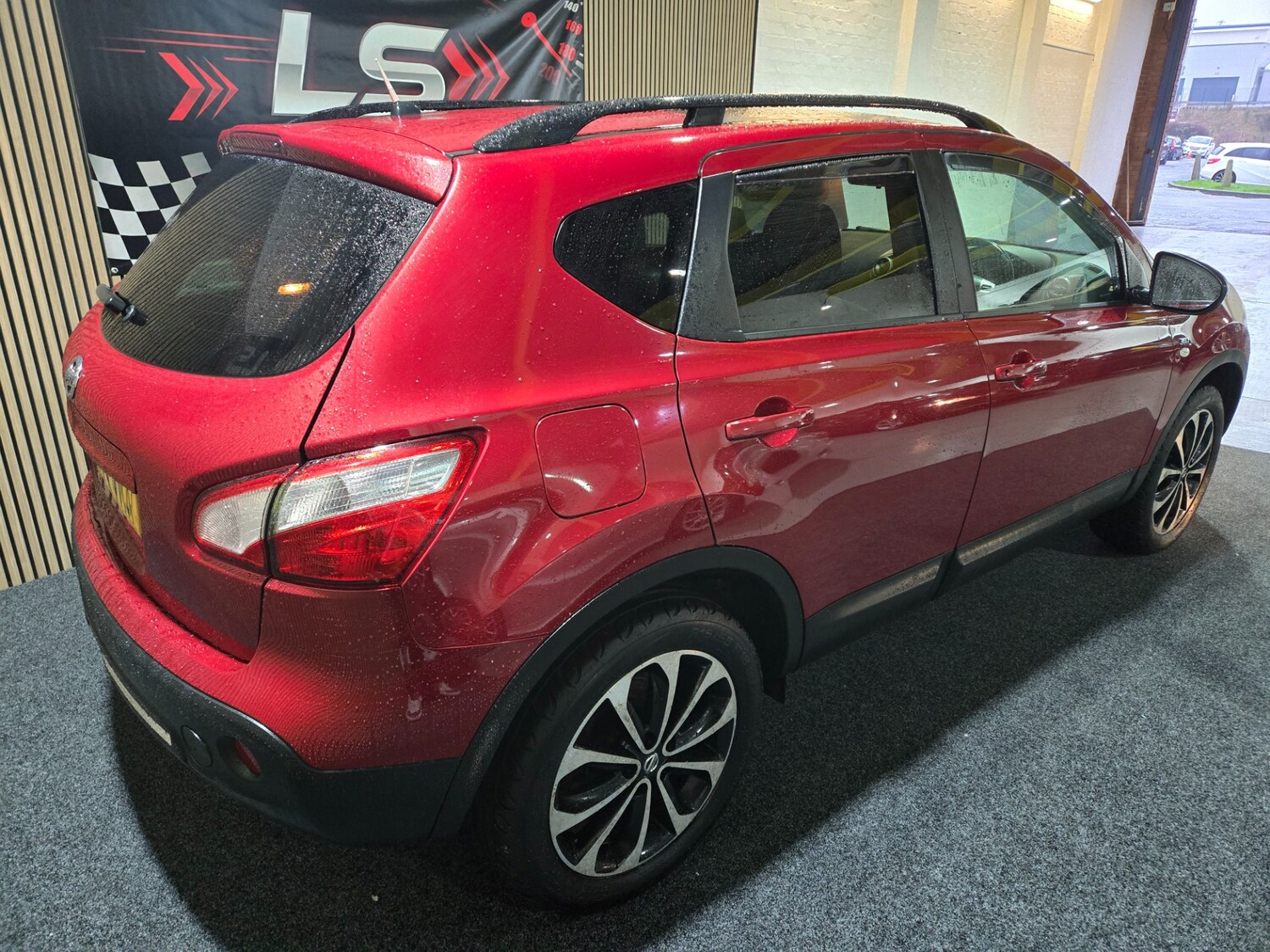 Used Nissan Qashqai 2013 for sale - 77619580: Photo 7