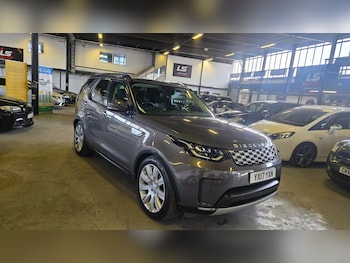 Used Land Rover Discovery 2017 for sale - 79228351: Photo