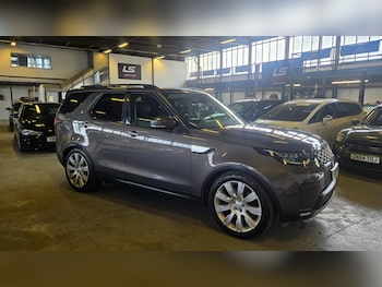 Used Land Rover Discovery 2017 for sale - 79228351: Photo