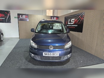 Used Volkswagen Caddy Maxi Life 2015 for sale - 78351497: Photo