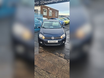 Used Volkswagen Golf 2010 for sale - 77213856: Photo