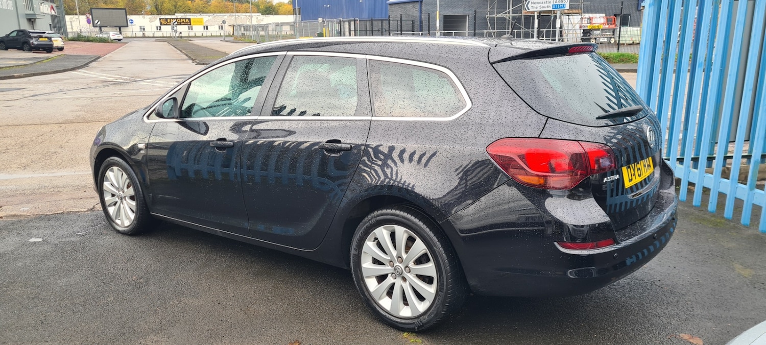 Used Vauxhall Astra 2011 for sale - 76332108: Photo 6