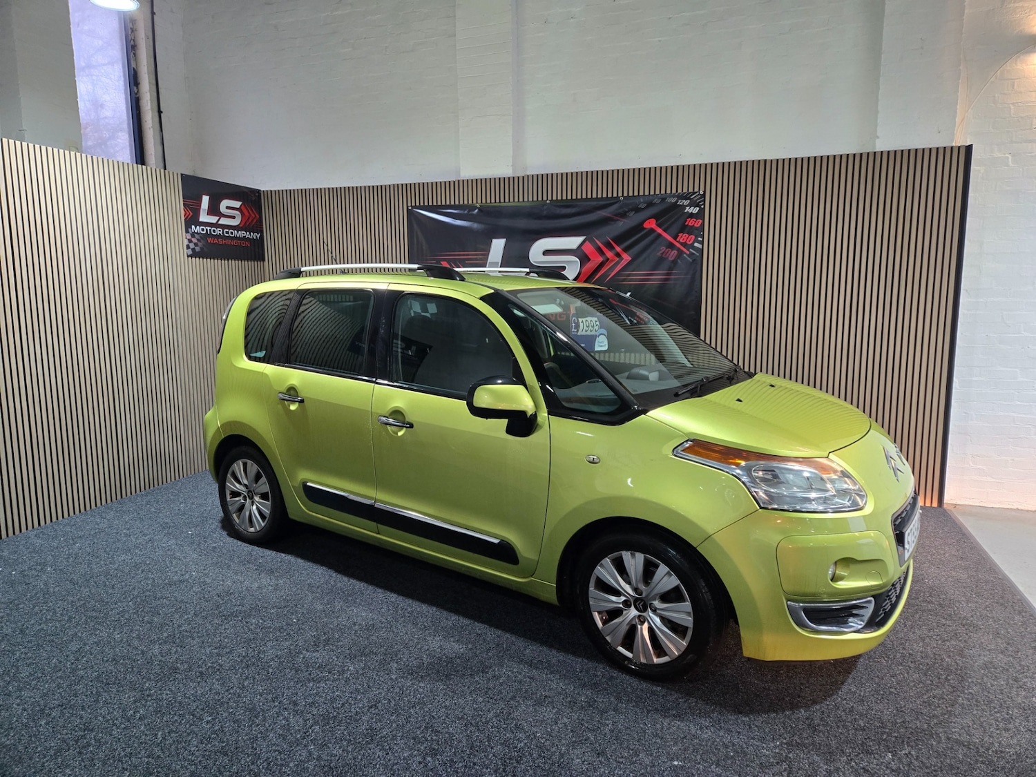 Used Citroen C3 Picasso 2009 for sale - 77619583: Photo 4