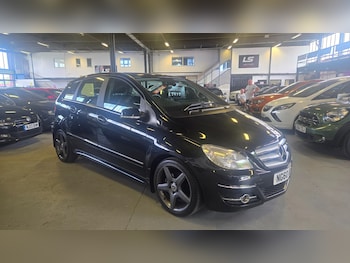 Used Mercedes-Benz B Class 2011 for sale - 79064706: Photo