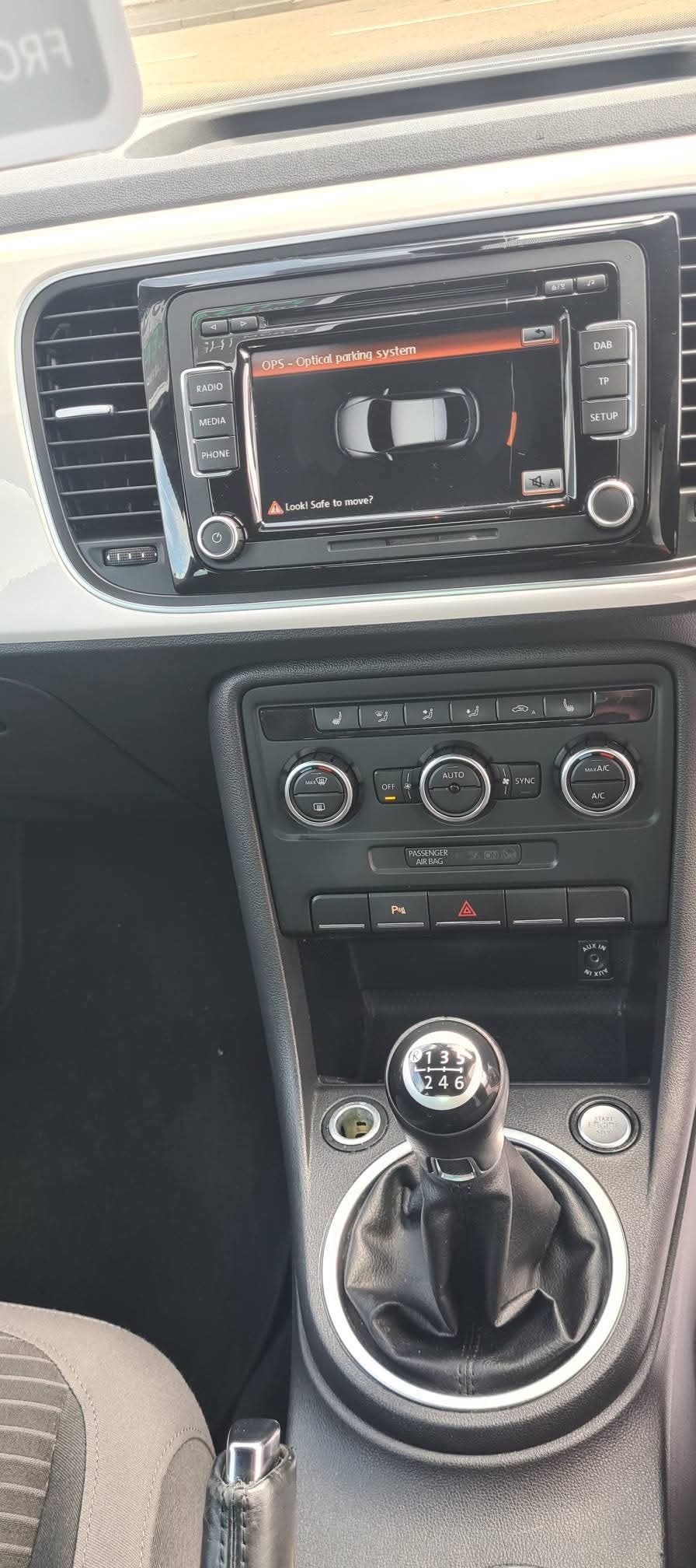 Used Volkswagen Beetle 2013 for sale - 76342924: Photo 11