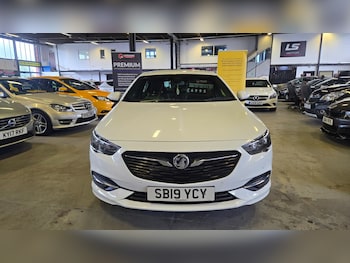 Used Vauxhall Insignia 2019 for sale - 79386424: Photo