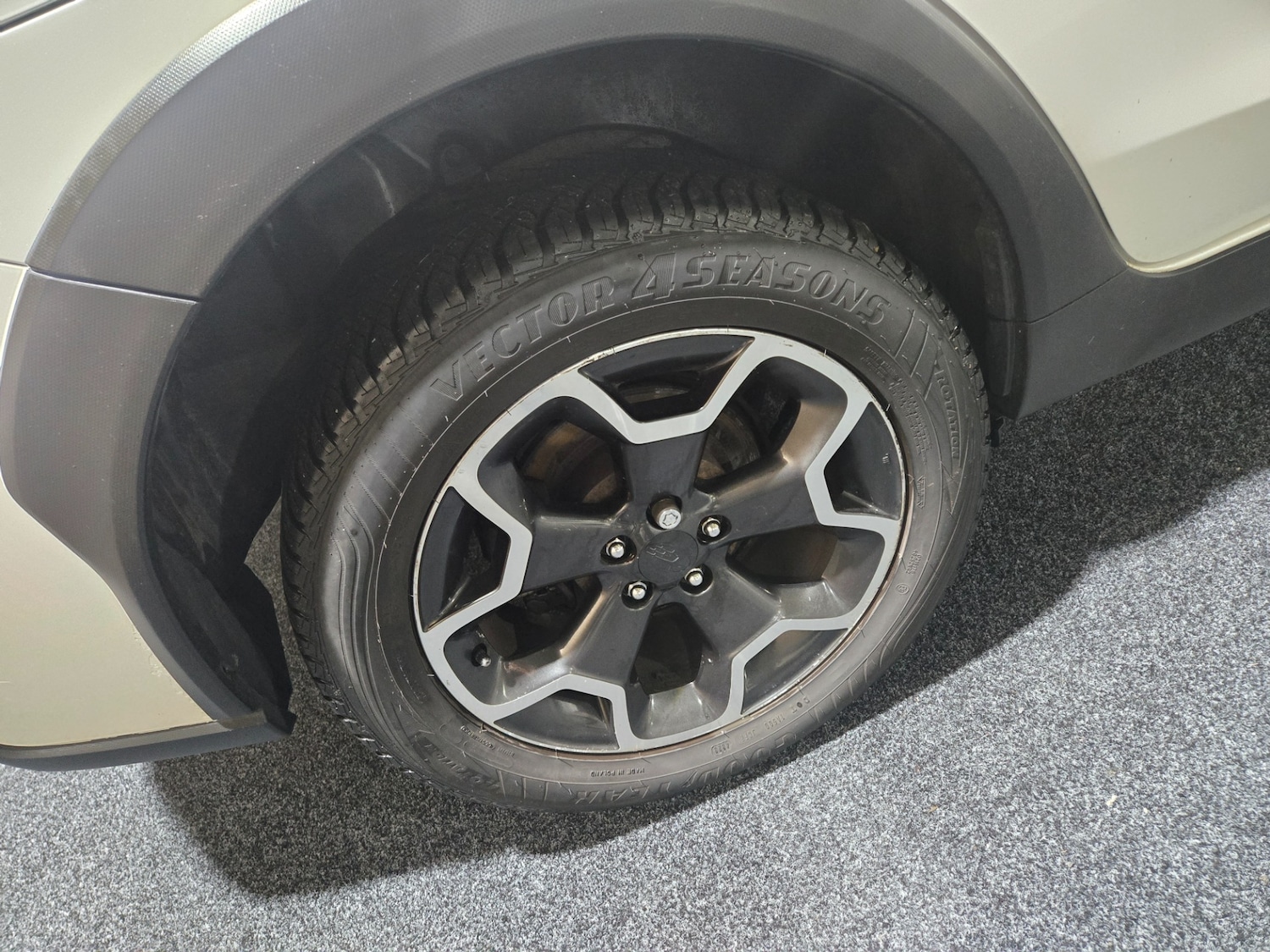 Used Subaru XV 2014 for sale - 77789907: Photo 10