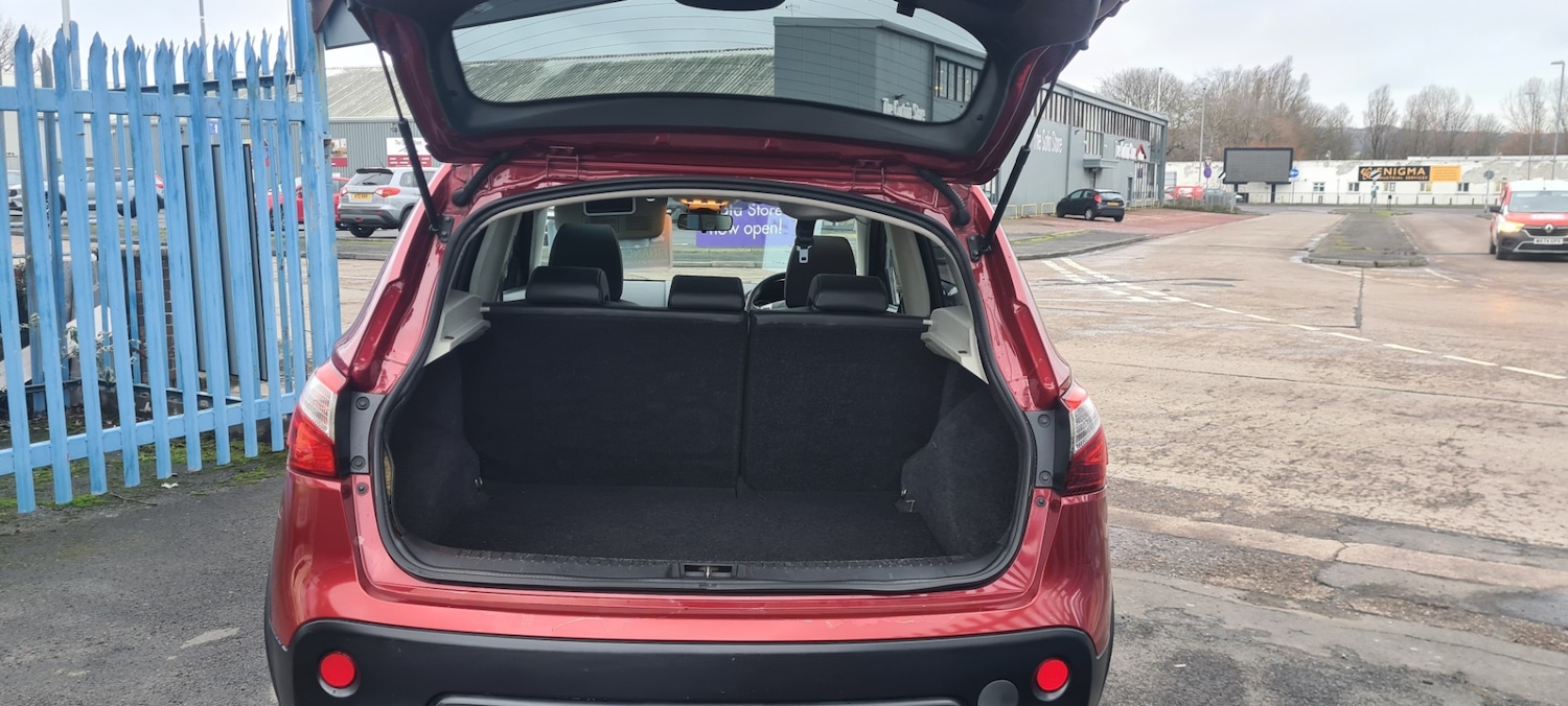 Used Nissan Qashqai 2013 for sale - 77289481: Photo 6