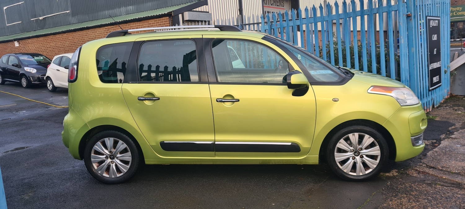 Used Citroen C3 Picasso 2009 for sale - 76656483: Photo 2