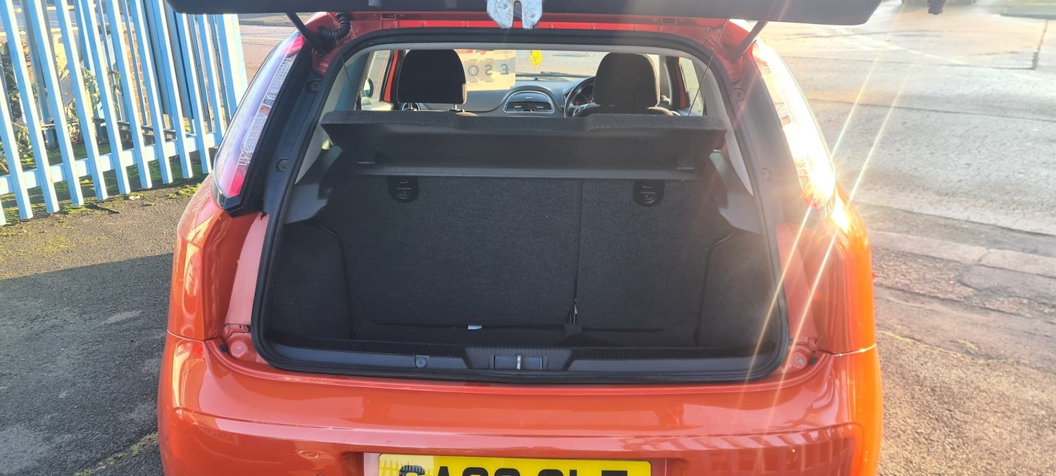 Used Fiat Punto 2013 for sale - 76853955: Photo 8