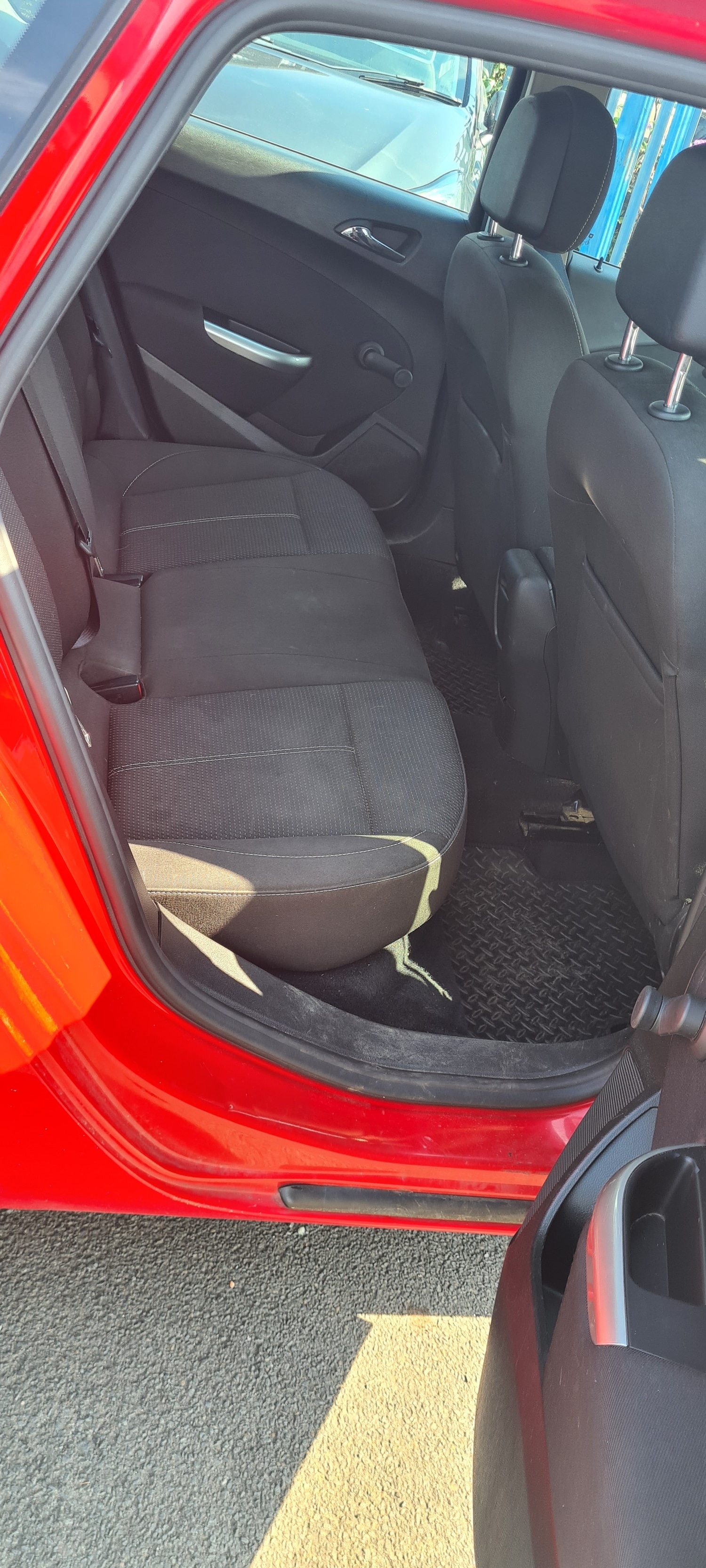 Used Vauxhall Astra 2010 for sale - 76589205: Photo 7