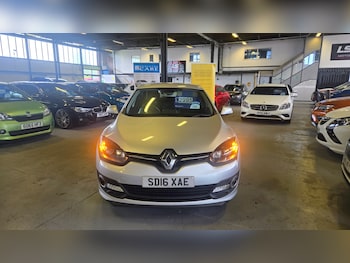 Used Renault Megane 2016 for sale - 78755440: Photo