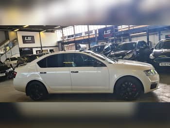 Used Skoda Octavia 2015 for sale - 79671716: Photo