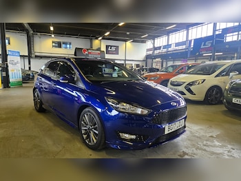 Used Ford Focus 2017 for sale - 79108801: Photo