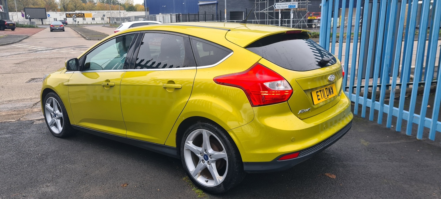Used Ford Focus 2011 for sale - 76332099: Photo 5