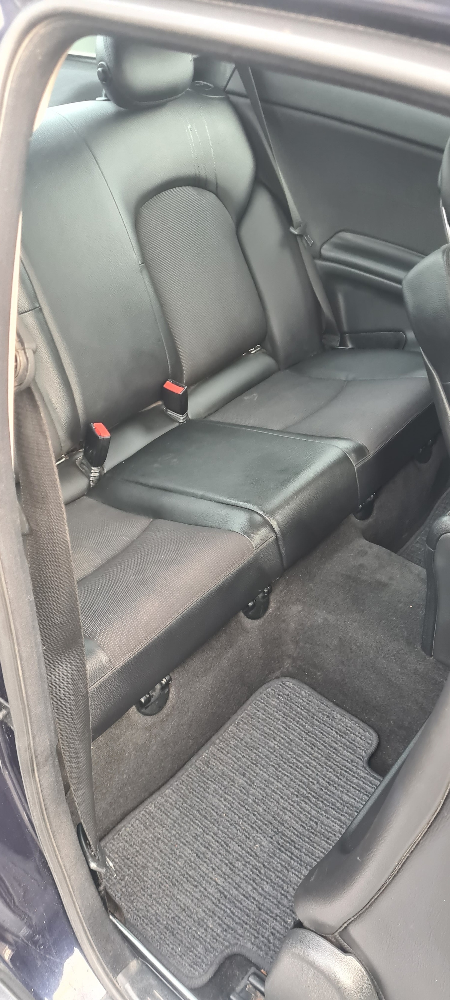 Used Mercedes-Benz CLC Class 2009 for sale - 76653347: Photo 16