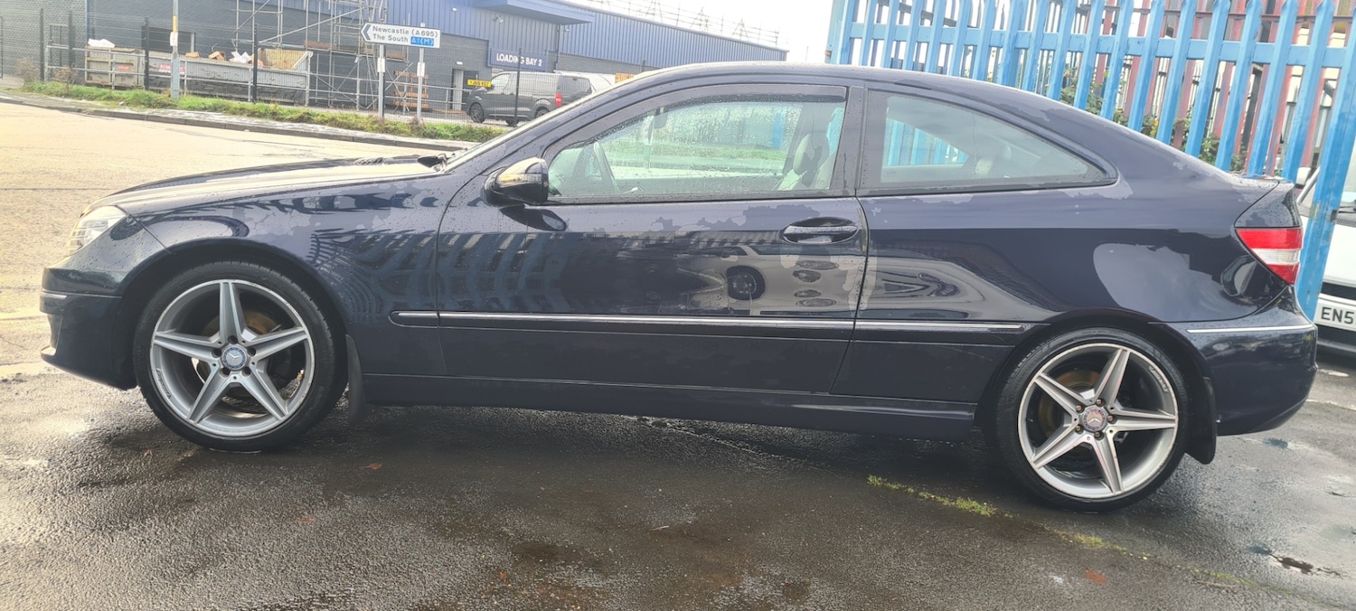 Used Mercedes-Benz CLC Class 2009 for sale - 76653347: Photo 6