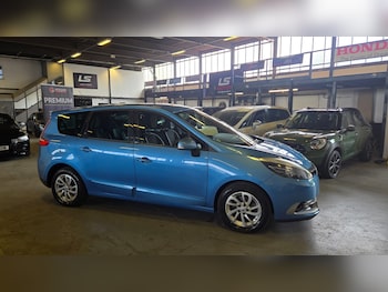 Used Renault Grand Scenic 2014 for sale - 79227388: Photo