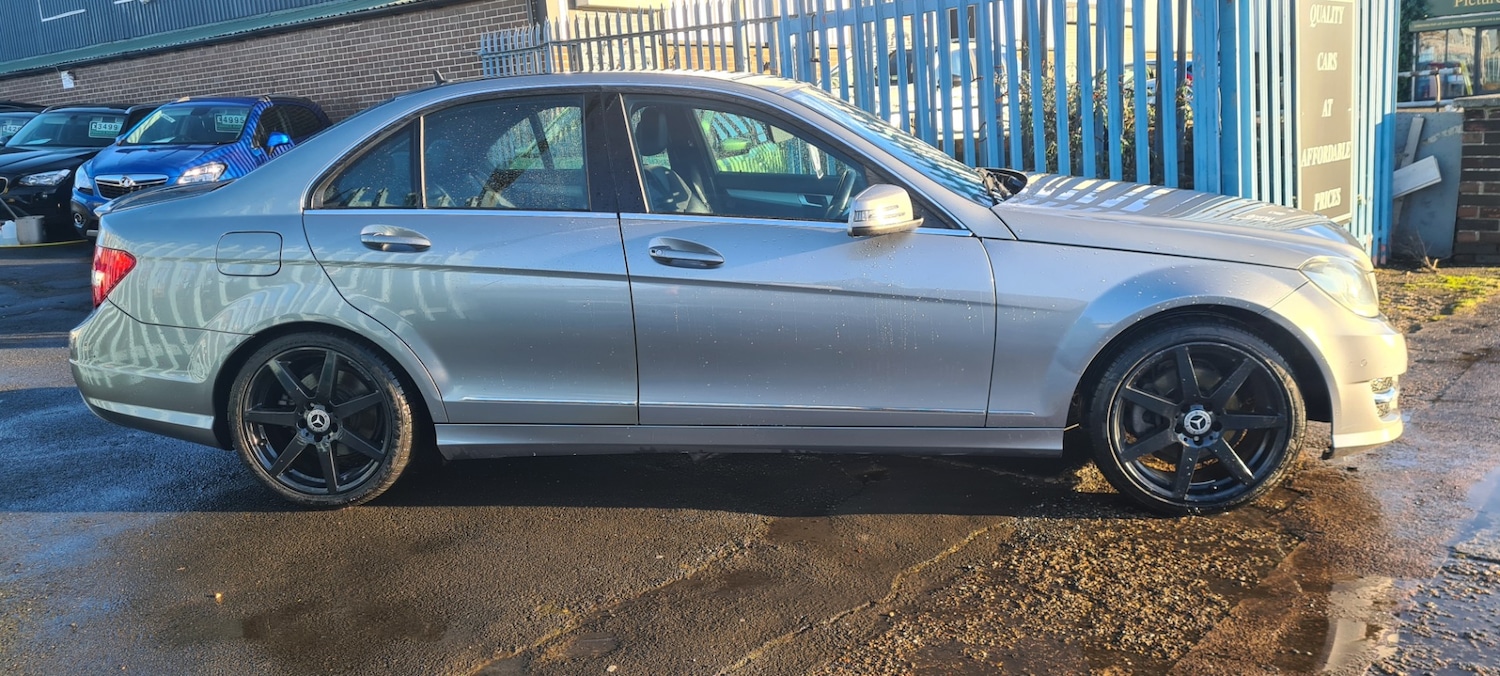 Used Mercedes-Benz C Class 2014 for sale - 77213818: Photo 3