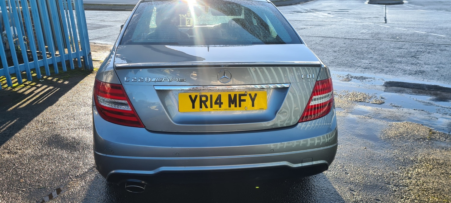 Used Mercedes-Benz C Class 2014 for sale - 77213818: Photo 8