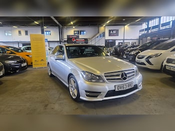 Used Mercedes-Benz C Class 2013 for sale - 79351416: Photo