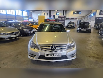 Used Mercedes-Benz C Class 2013 for sale - 79351416: Photo