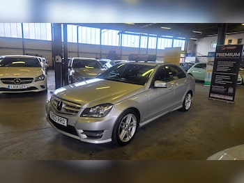 Used Mercedes-Benz C Class 2013 for sale - 79351416: Photo