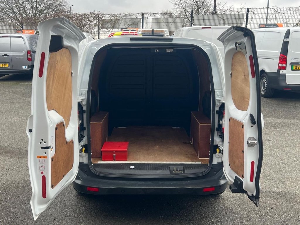 Used Ford Transit Courier 2023 for sale - 77263399: Photo 16