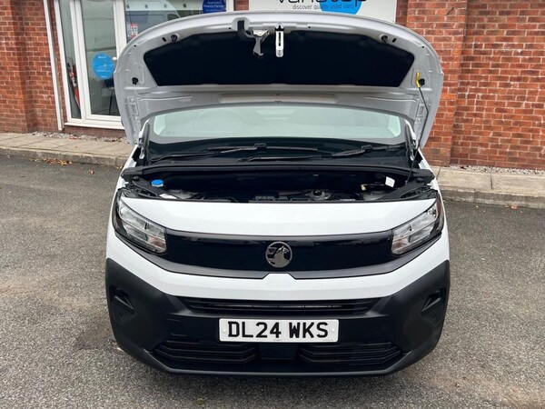 Used Vauxhall Combo 2024 for sale - 76132915: Photo 5