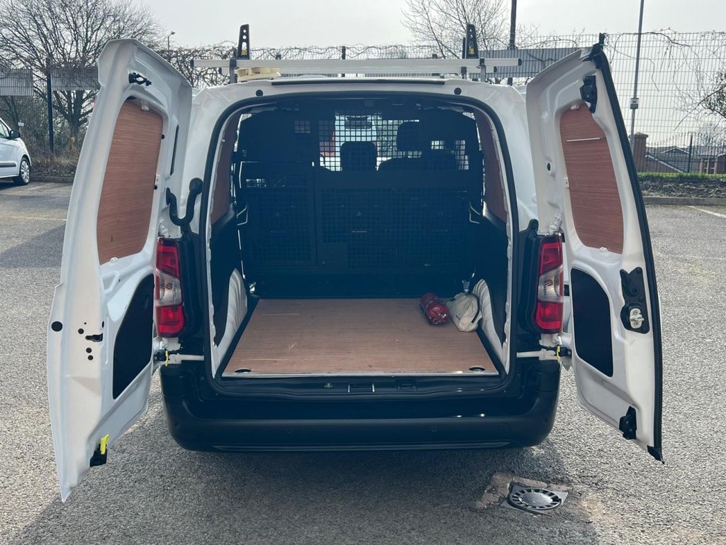 Used Vauxhall Combo 2022 for sale - 77990898: Photo 18