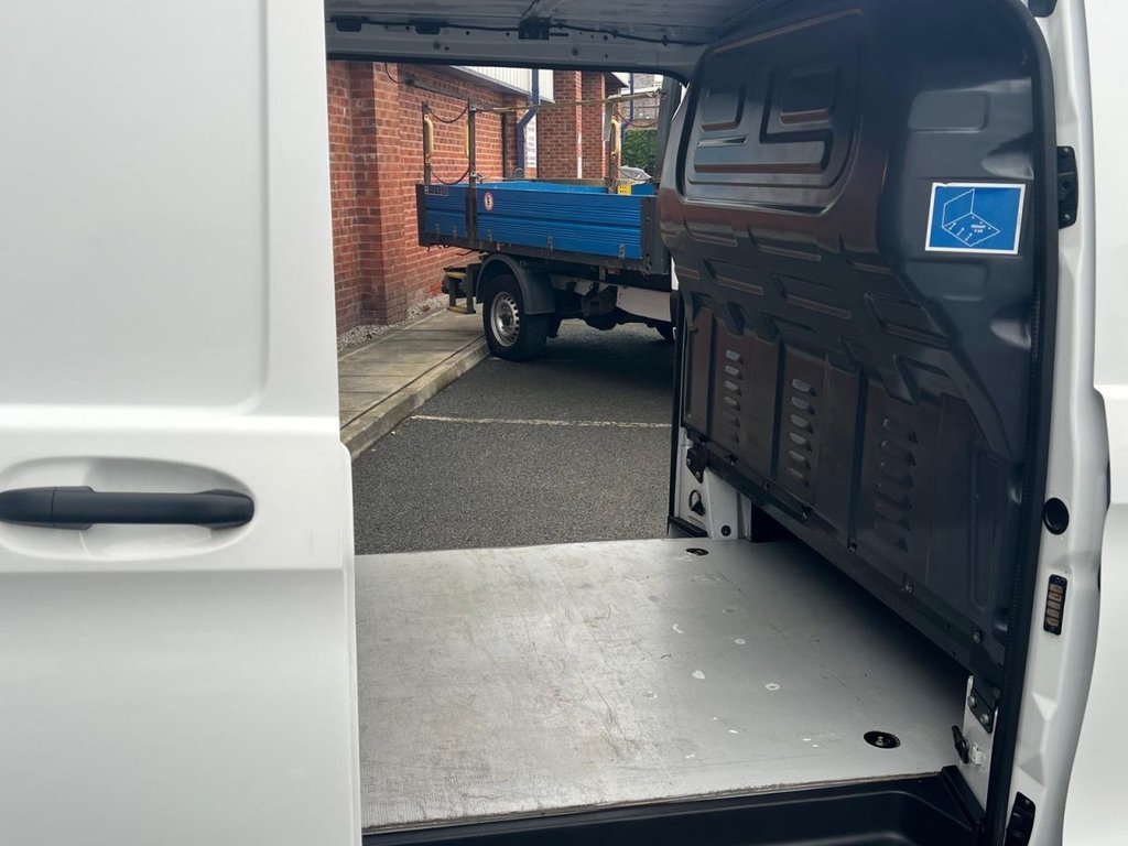 Used Mercedes-Benz Vito 2021 for sale - 76642410: Photo 14