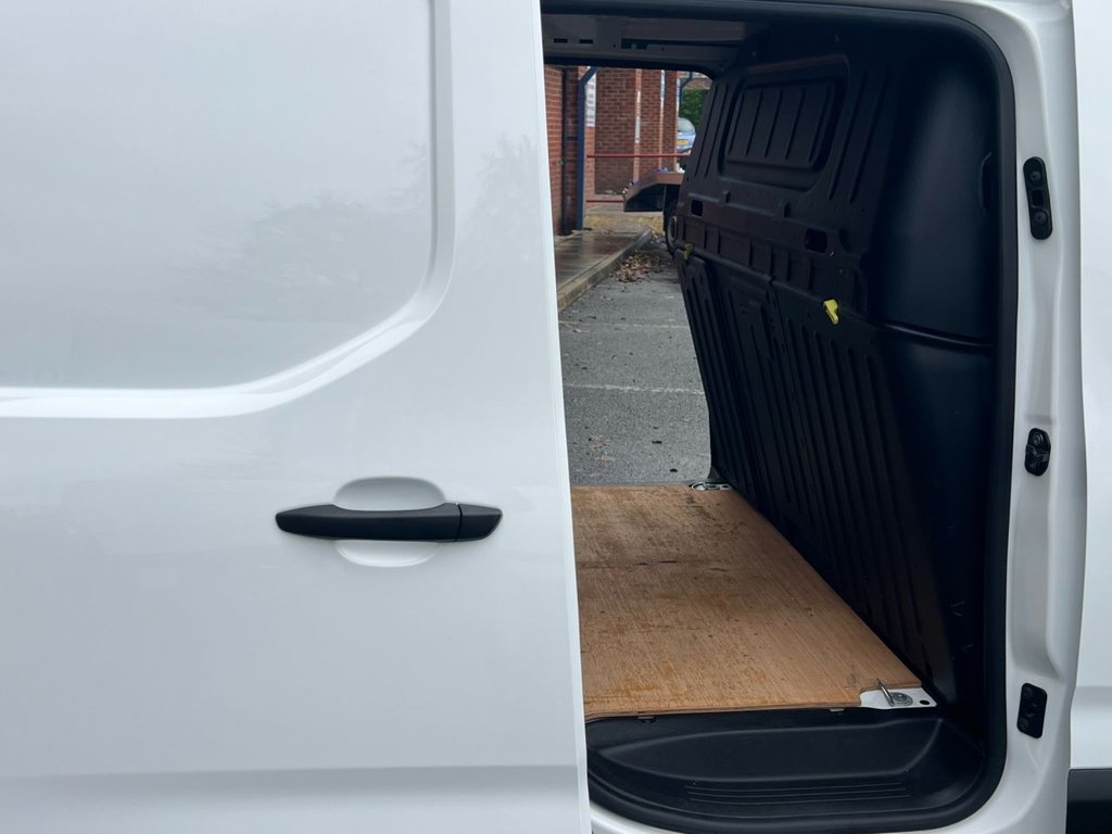 Used Peugeot Partner 2021 for sale - 76406625: Photo 12